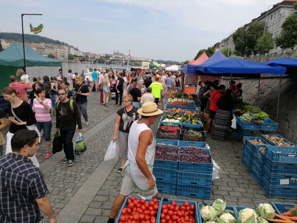 Naplavka Farmers Market